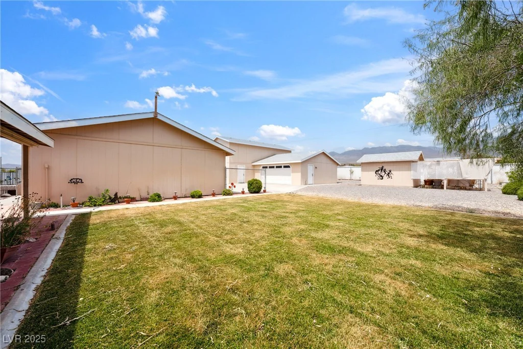 5661 Genoa, Pahrump, NV 89060