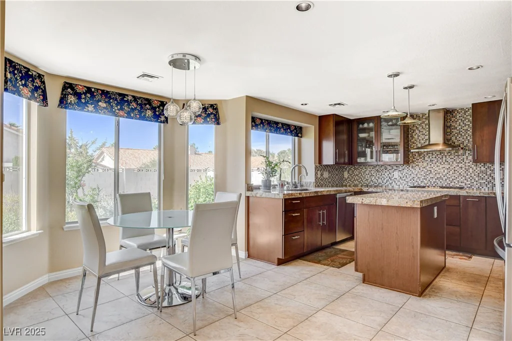 8416 Dry Cliff, Las Vegas, NV 89128
