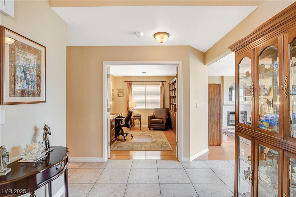8416 Dry Cliff, Las Vegas, NV 89128