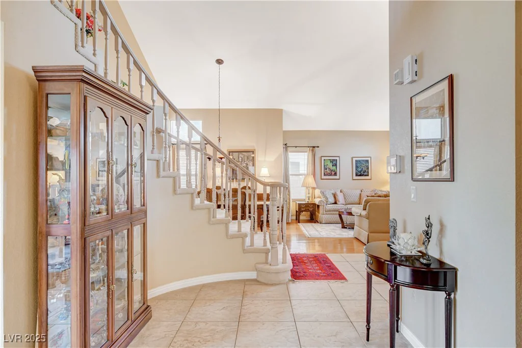 8416 Dry Cliff, Las Vegas, NV 89128