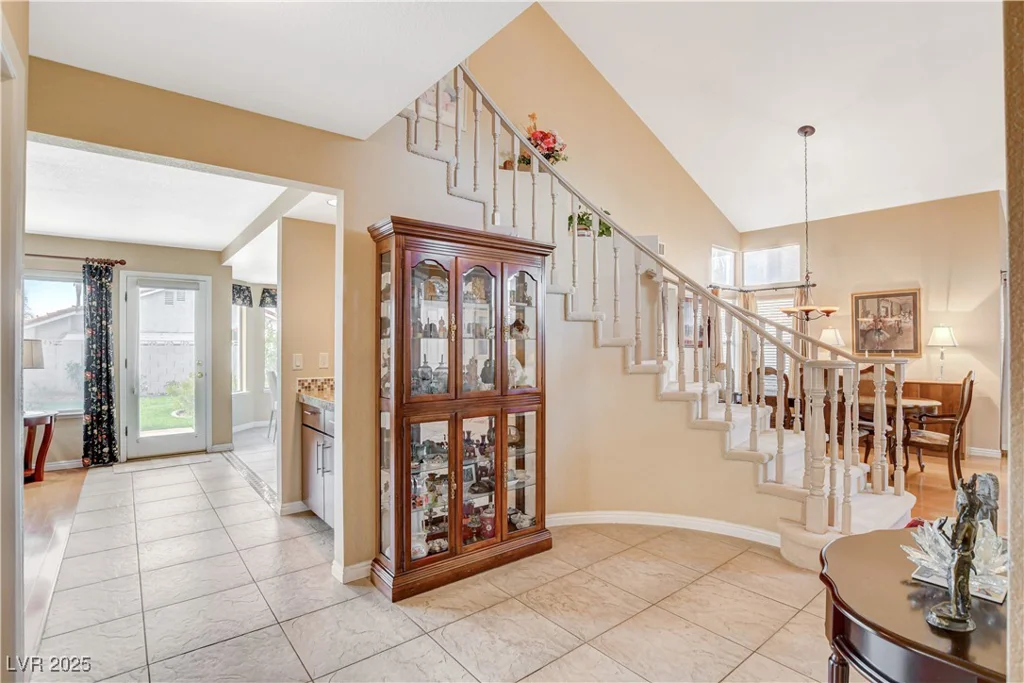 8416 Dry Cliff, Las Vegas, NV 89128