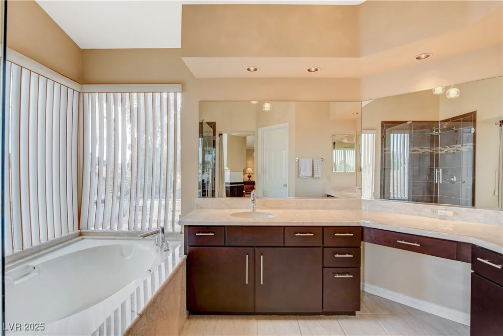 8416 Dry Cliff, Las Vegas, NV 89128