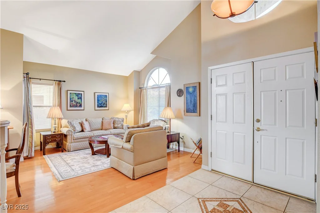 8416 Dry Cliff, Las Vegas, NV 89128
