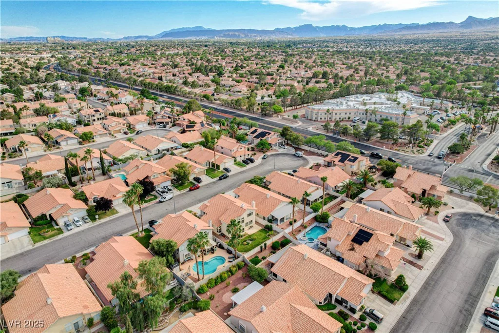 8416 Dry Cliff, Las Vegas, NV 89128