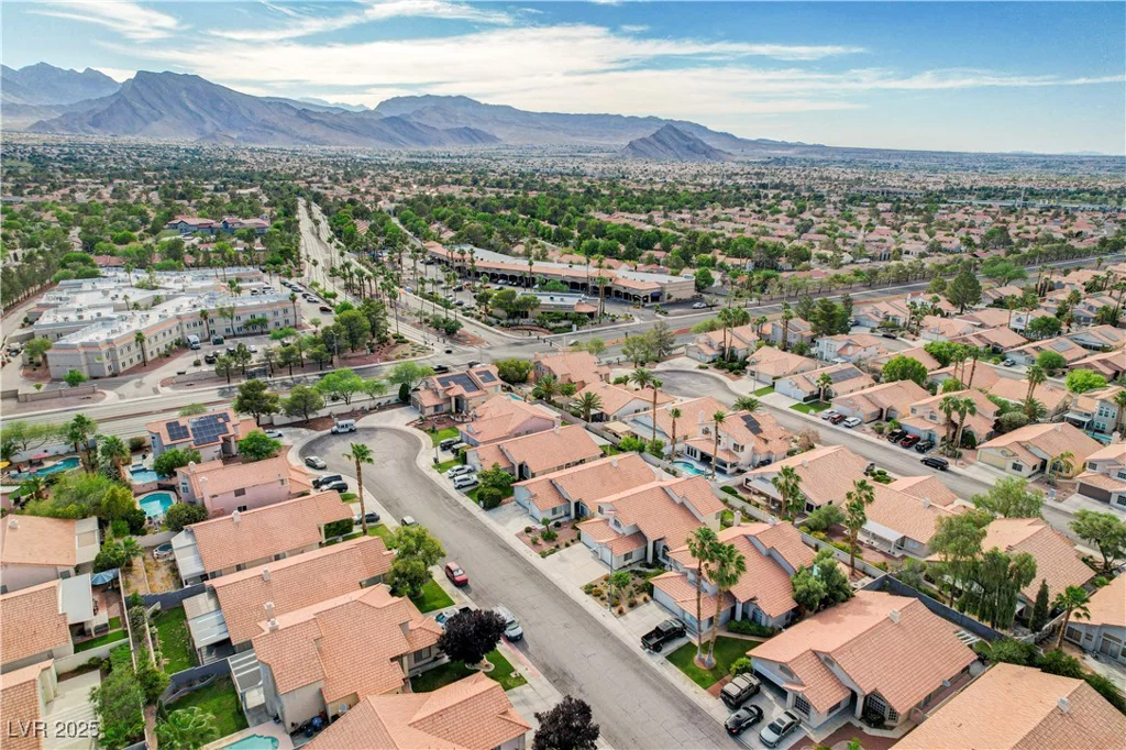 8416 Dry Cliff, Las Vegas, NV 89128