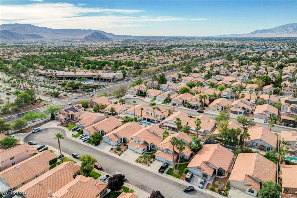 8416 Dry Cliff, Las Vegas, NV 89128