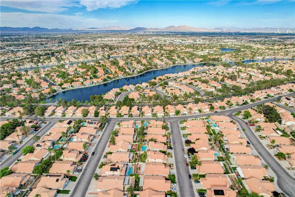 8416 Dry Cliff, Las Vegas, NV 89128