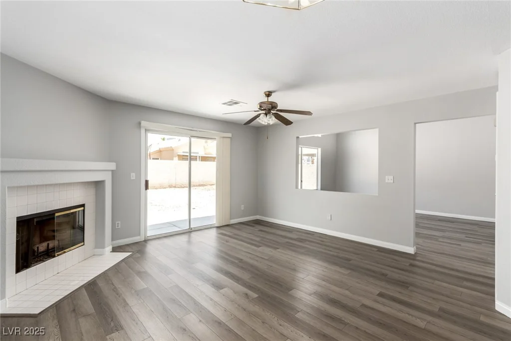 6112 Grape Blossom, Las Vegas, NV 89142