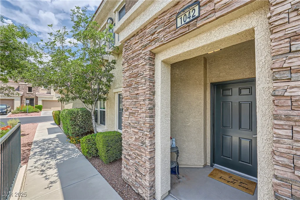 10809 Garden Mist, Las Vegas, NV 89135