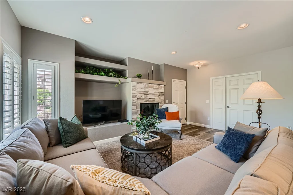 10809 Garden Mist, Las Vegas, NV 89135