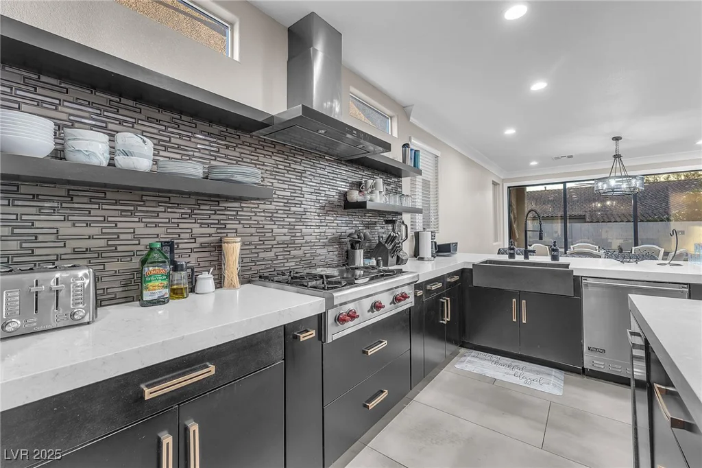387 Hoskins, Henderson, NV 89012