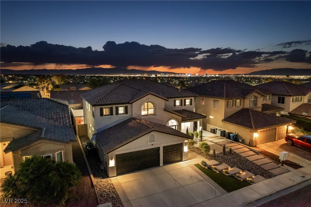 387 Hoskins, Henderson, NV 89012