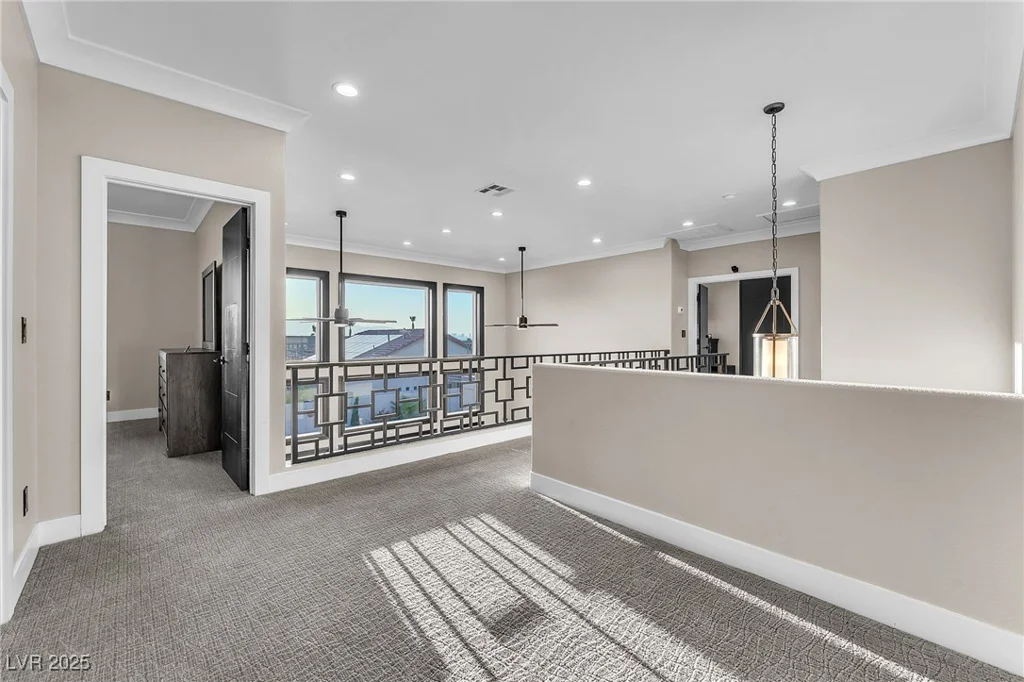387 Hoskins, Henderson, NV 89012