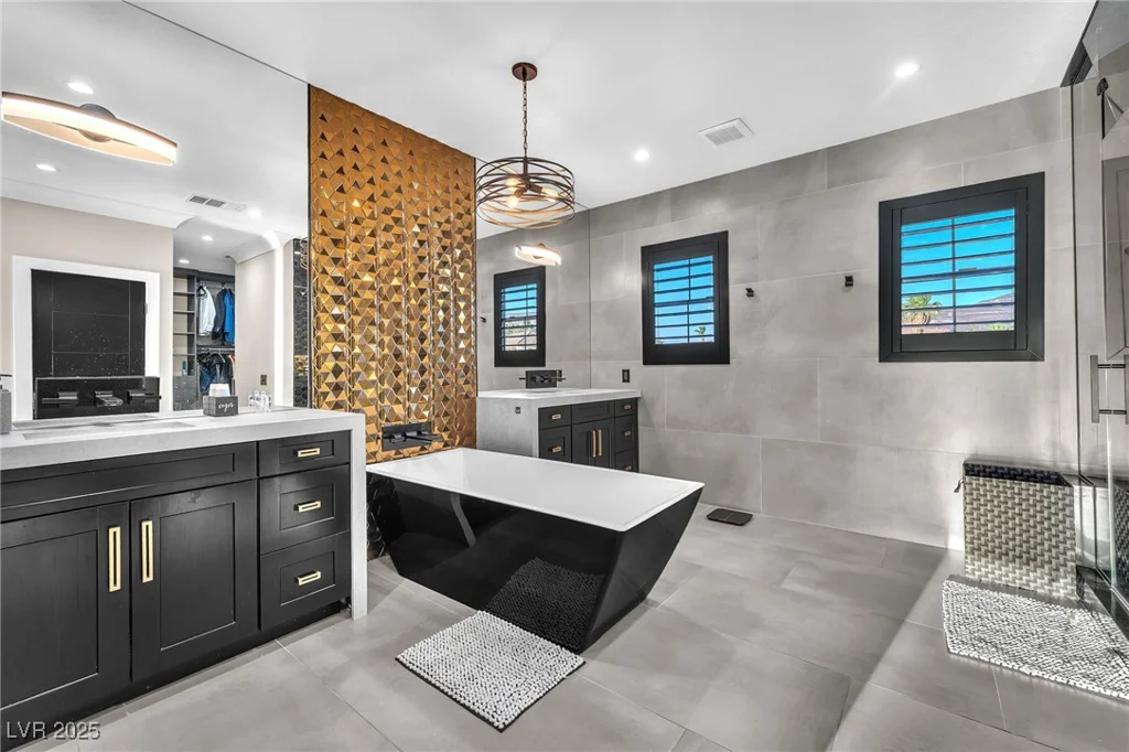 387 Hoskins, Henderson, NV 89012
