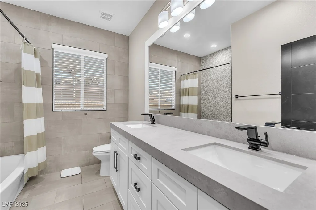 387 Hoskins, Henderson, NV 89012