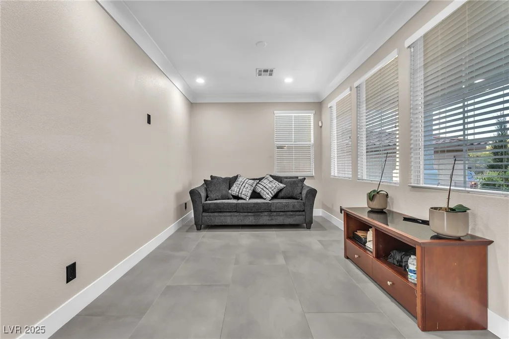 387 Hoskins, Henderson, NV 89012