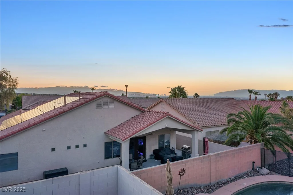 387 Hoskins, Henderson, NV 89012