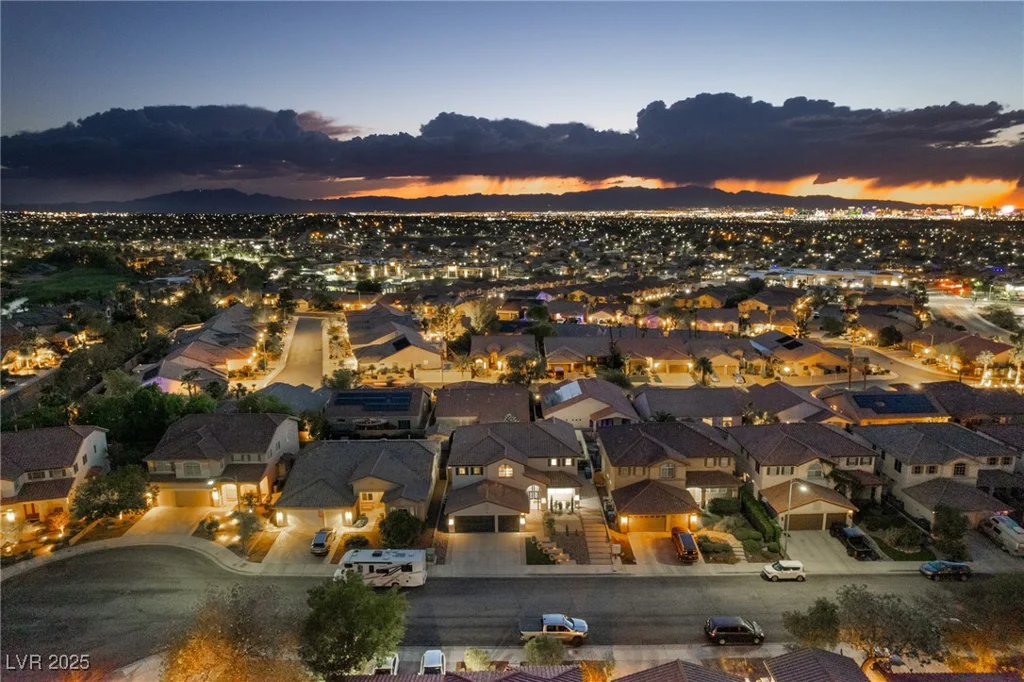 387 Hoskins, Henderson, NV 89012