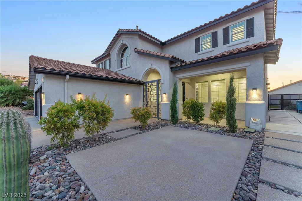 387 Hoskins, Henderson, NV 89012