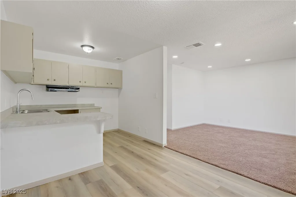 304 Orland, Las Vegas, NV 89107