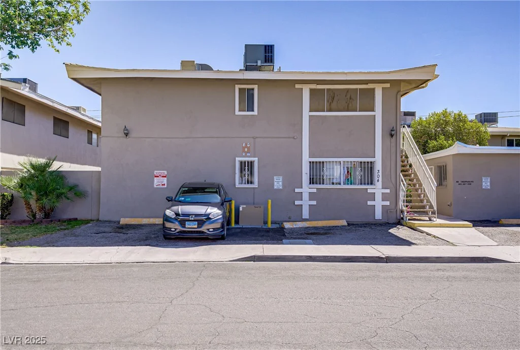 304 Orland, Las Vegas, NV 89107