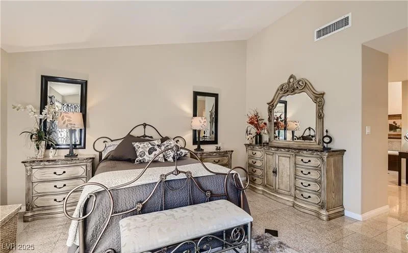 7201 Mission Hills, Las Vegas, NV 89113