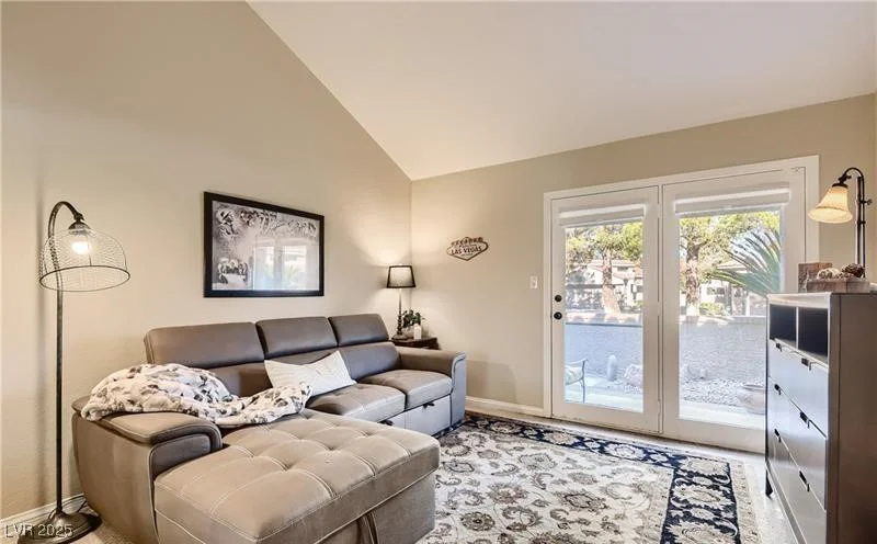 7201 Mission Hills, Las Vegas, NV 89113
