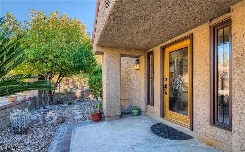 7201 Mission Hills, Las Vegas, NV 89113