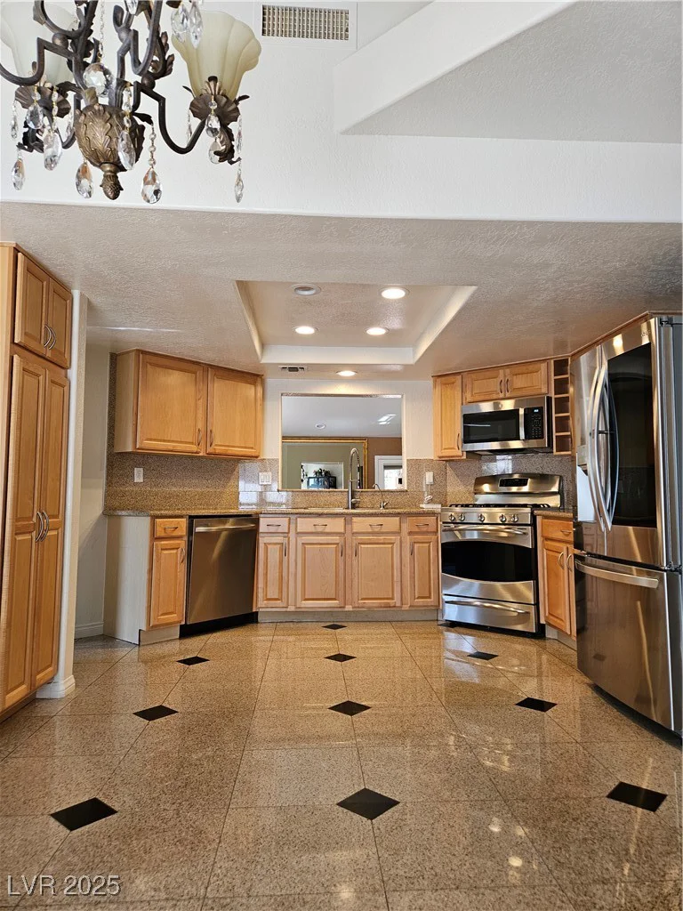 7201 Mission Hills, Las Vegas, NV 89113
