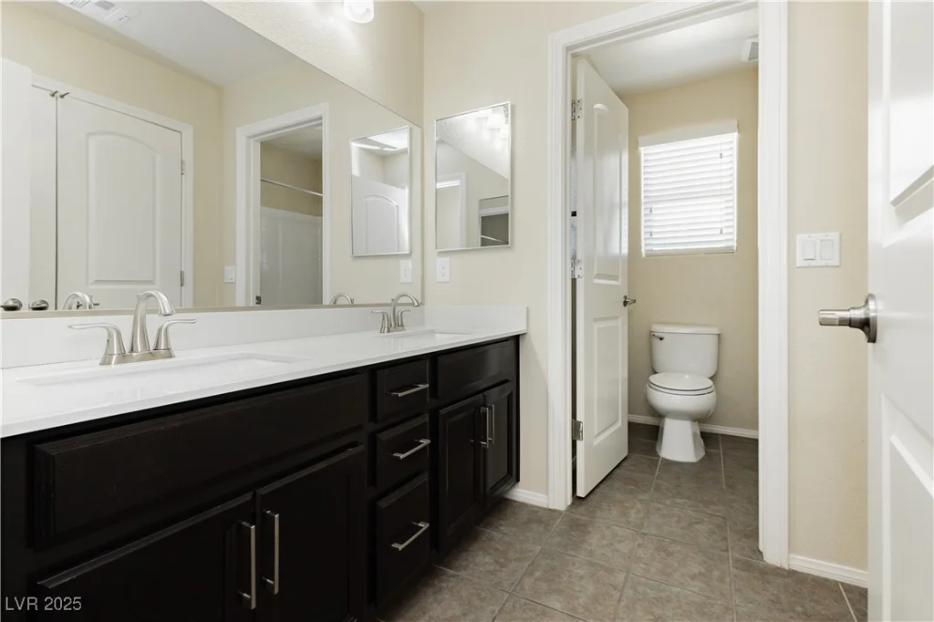 1633 Dornie, North Las Vegas, NV 89084