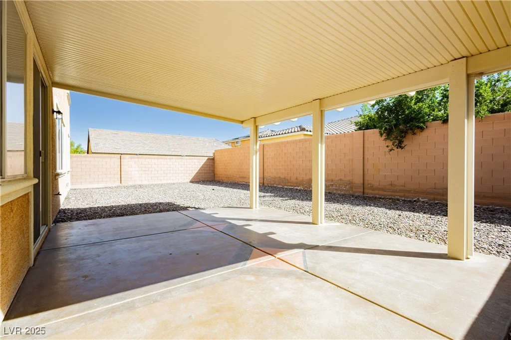 1633 Dornie, North Las Vegas, NV 89084