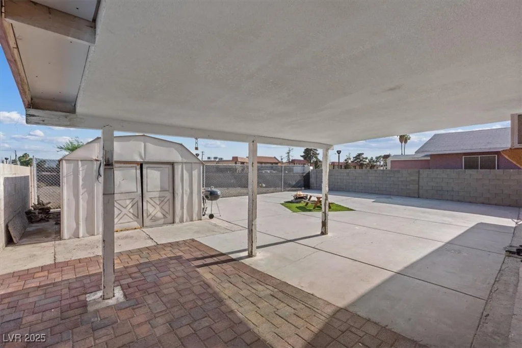 3715 Tabor, North Las Vegas, NV 89030