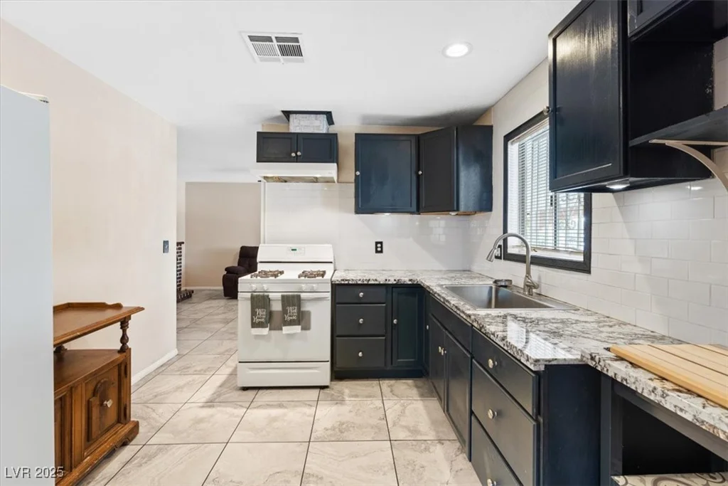 3715 Tabor, North Las Vegas, NV 89030