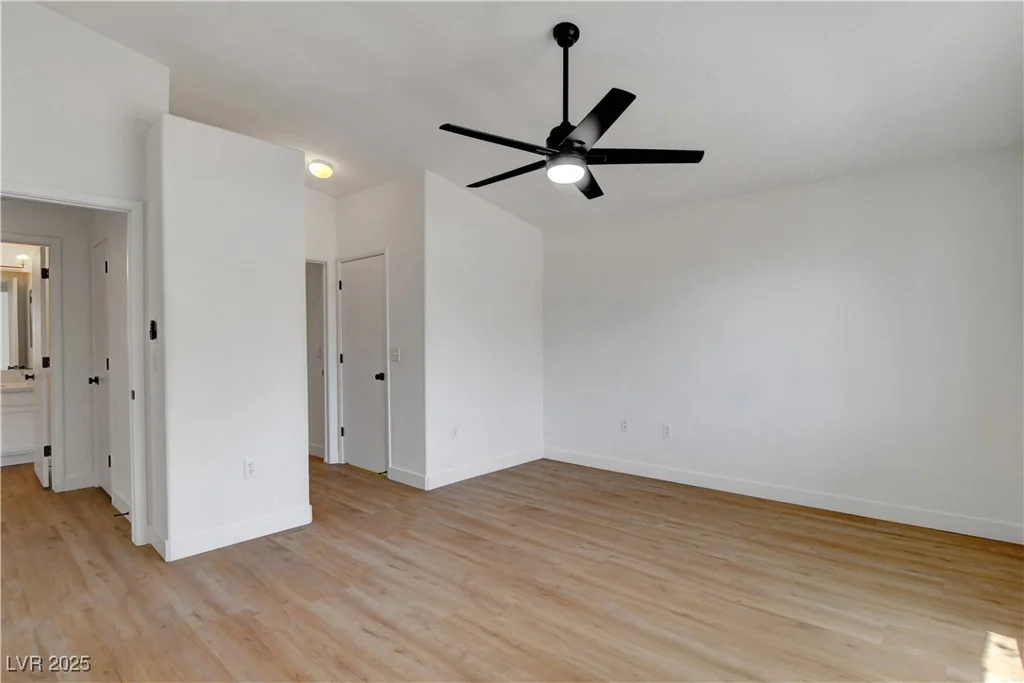2050 Los Feliz, Las Vegas, NV 89156