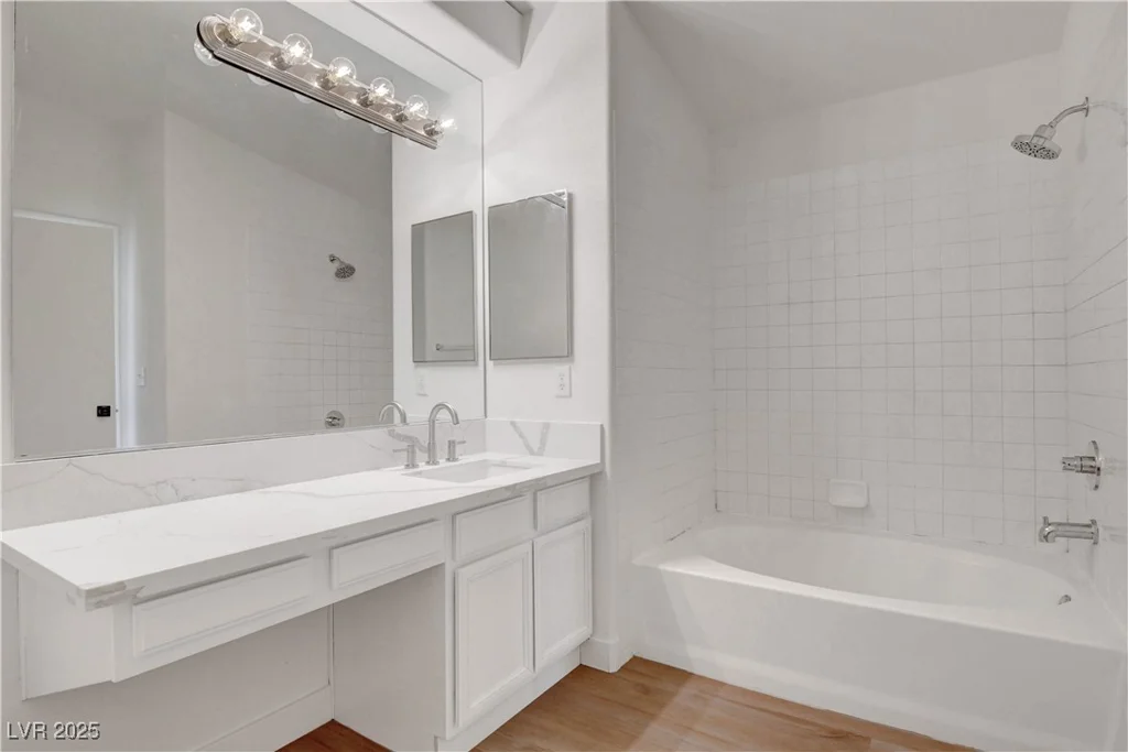 2050 Los Feliz, Las Vegas, NV 89156