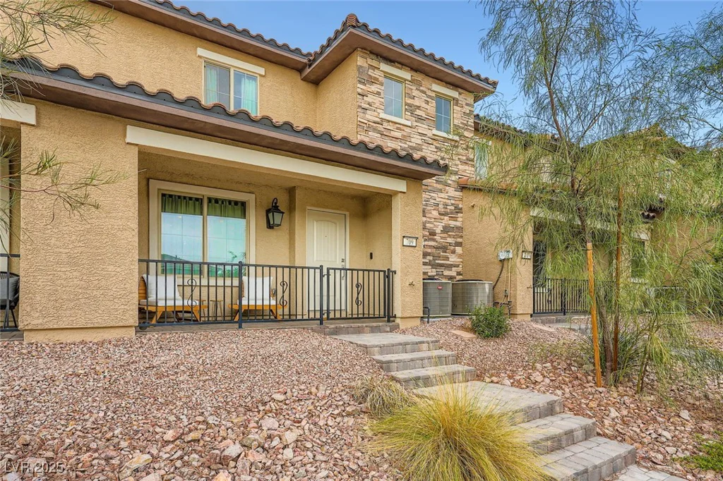 709 Pickled Pepper, Henderson, NV 89011