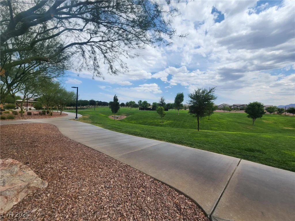 709 Pickled Pepper, Henderson, NV 89011