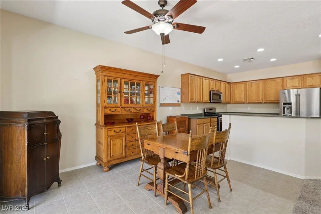 2555 Moonlight Valley, Henderson, NV 89044