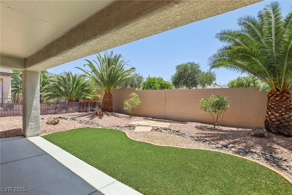 2555 Moonlight Valley, Henderson, NV 89044