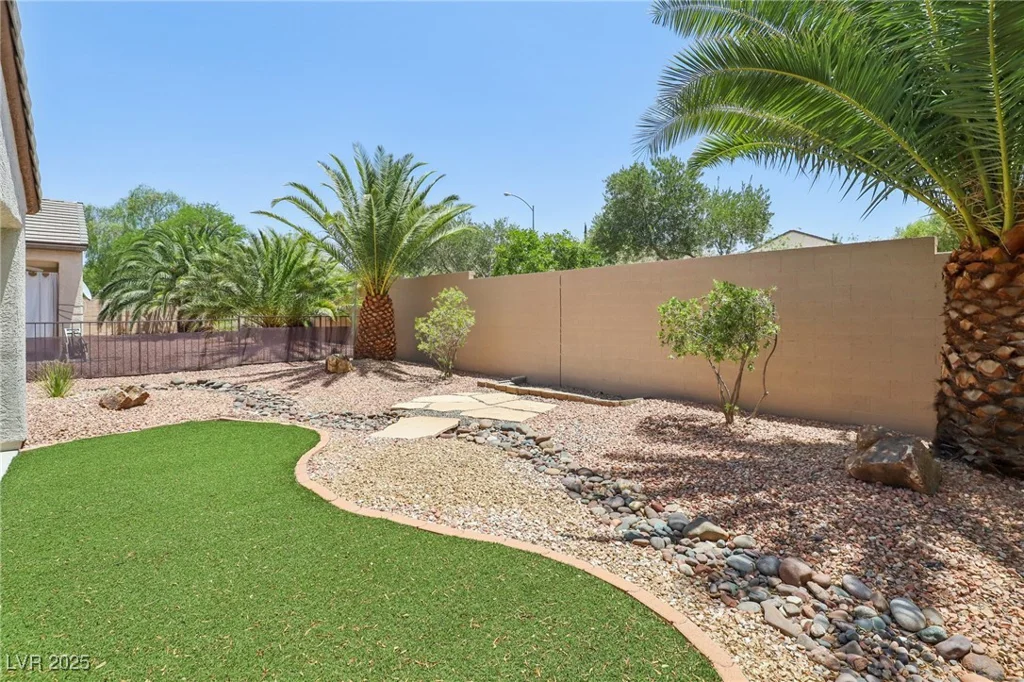 2555 Moonlight Valley, Henderson, NV 89044