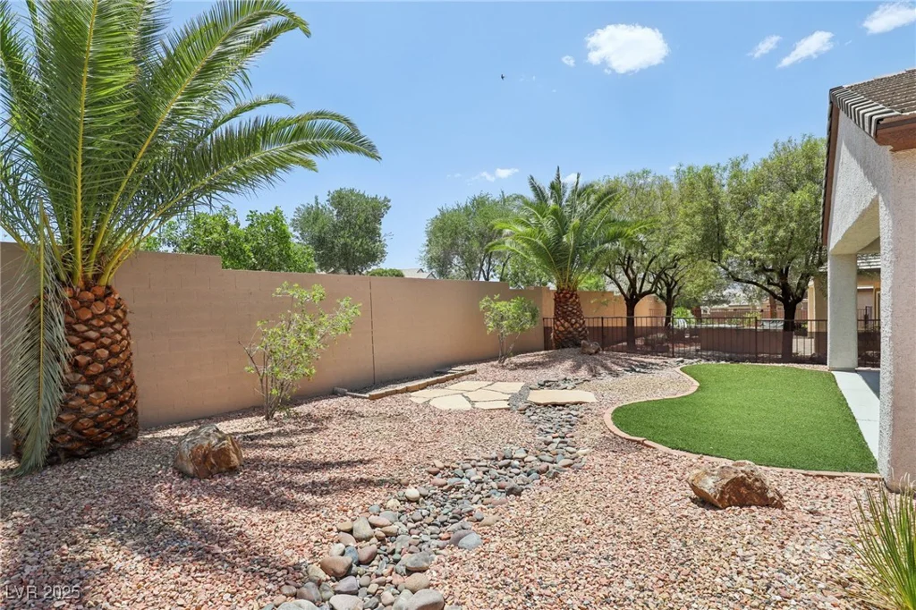 2555 Moonlight Valley, Henderson, NV 89044