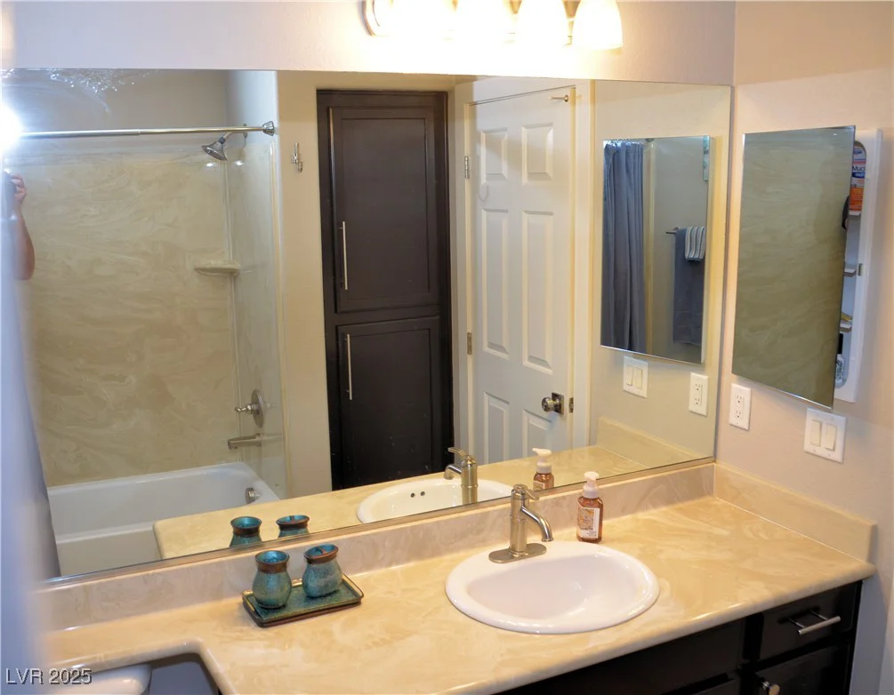 11830 Portina, Las Vegas, NV 89138