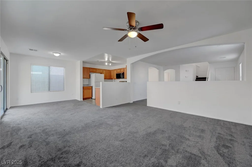 4751 Lone Grove, Las Vegas, NV 89139