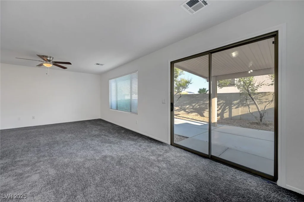 4751 Lone Grove, Las Vegas, NV 89139