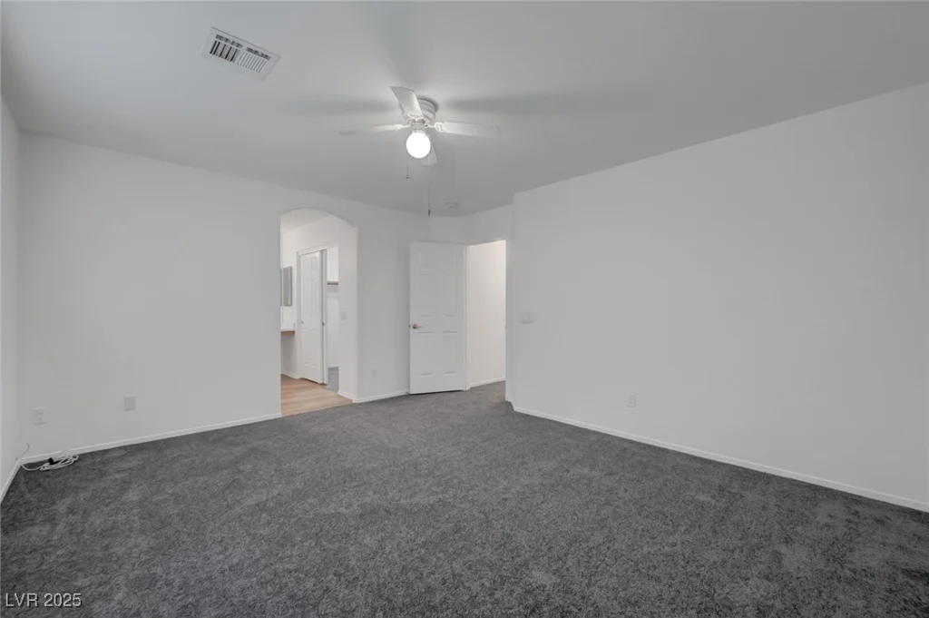 4751 Lone Grove, Las Vegas, NV 89139