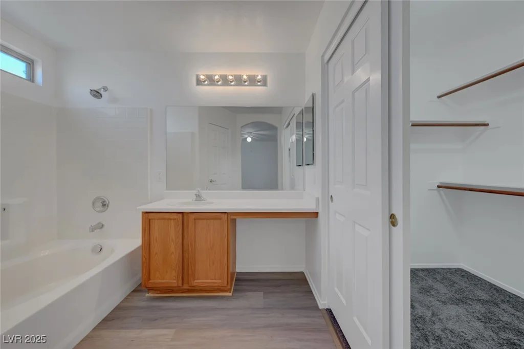 4751 Lone Grove, Las Vegas, NV 89139