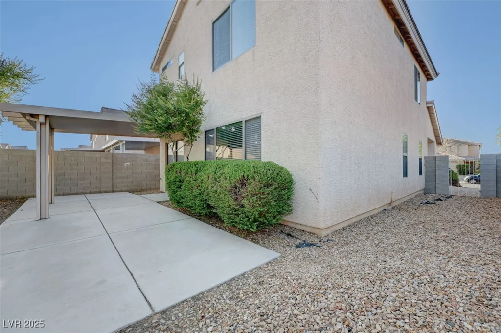 4751 Lone Grove, Las Vegas, NV 89139