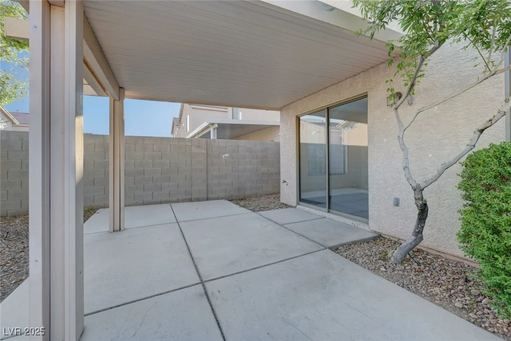 4751 Lone Grove, Las Vegas, NV 89139