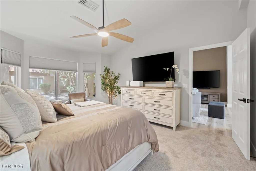 9540 Eagle Valley, Las Vegas, NV 89134