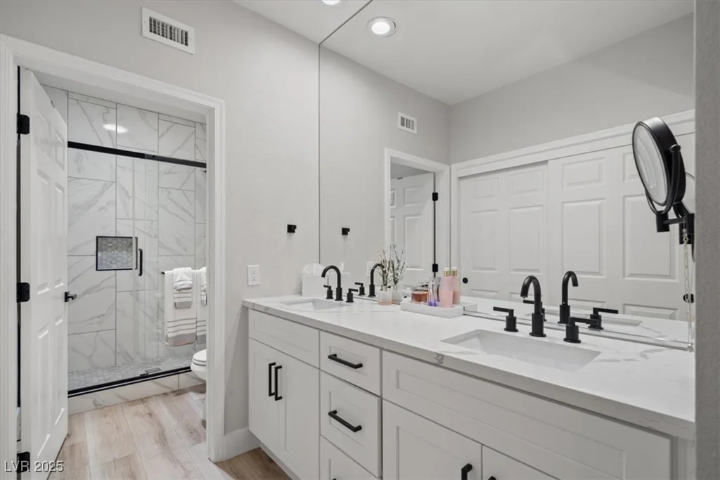9540 Eagle Valley, Las Vegas, NV 89134